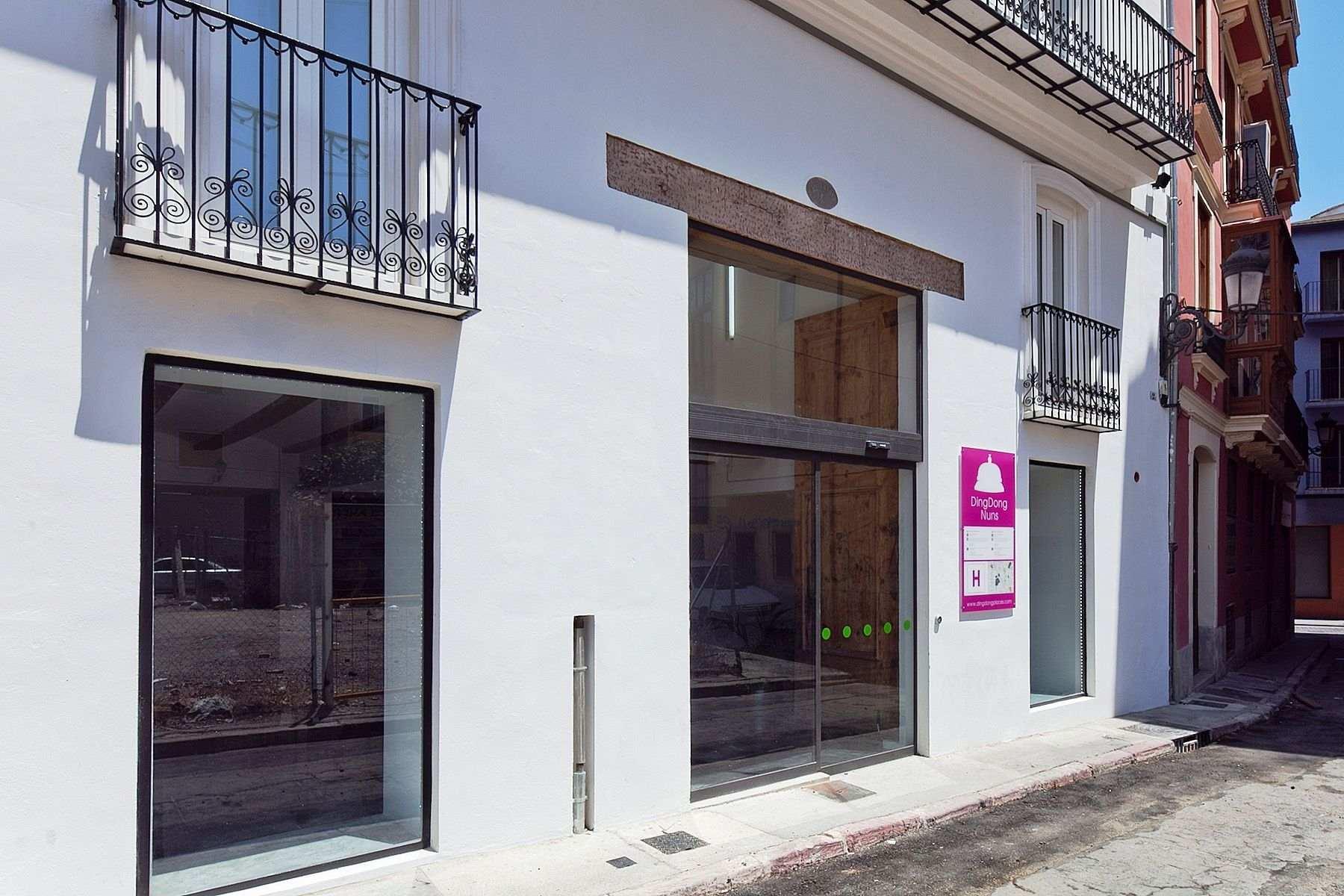 Dingdong Nuns 2* Valencia